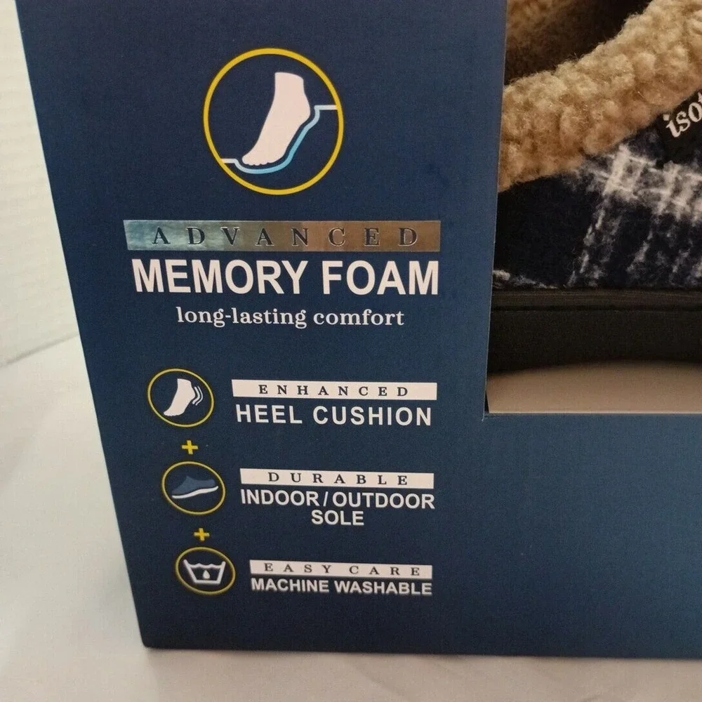 Isotoner‎ Memory Foam Slippers